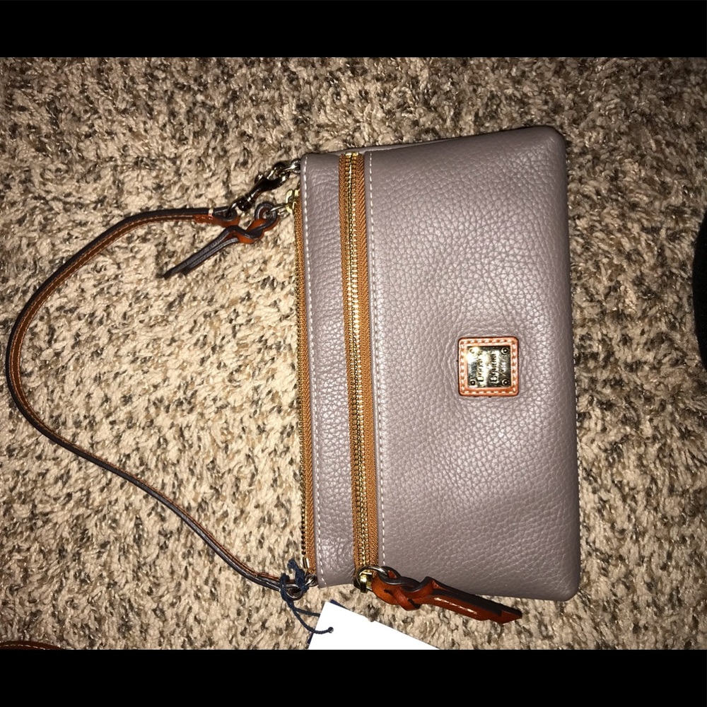Dooney & Bourke wristlet wallet - NWT